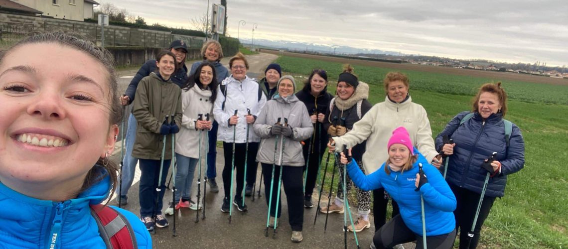 Marche nordique pour la journée mondiale contre l'obésité.